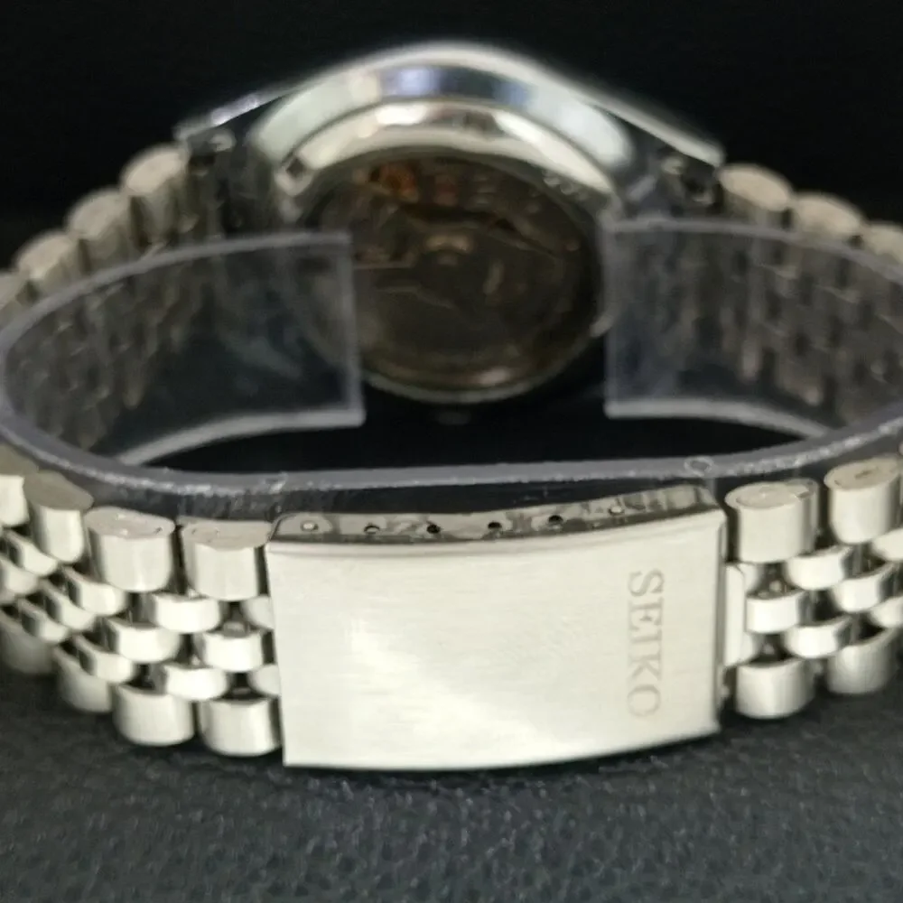 Vintage 1970 Seiko Automatic Mens Silver Watch W/daydate & Red accents
